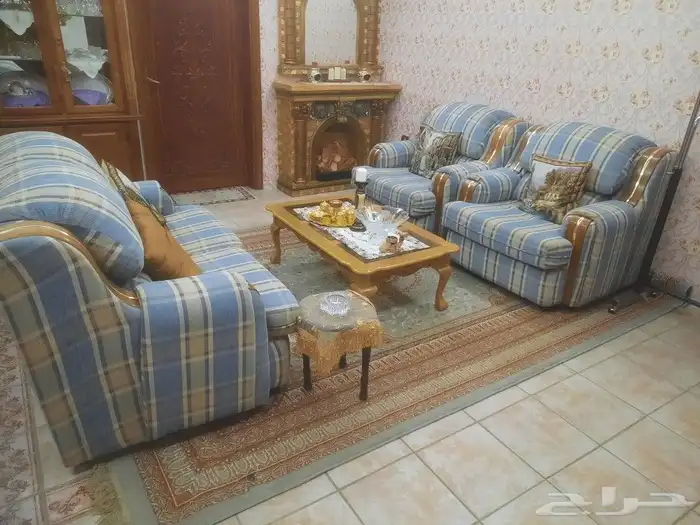 كنب فاخر للبيع 0