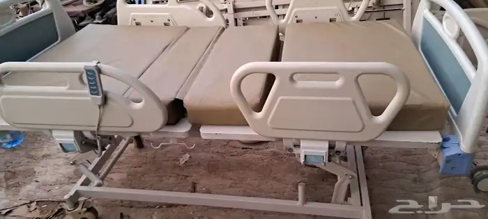سرير طبي كهربائي للبيع مستعمل اخو الجديد 10حركات 4