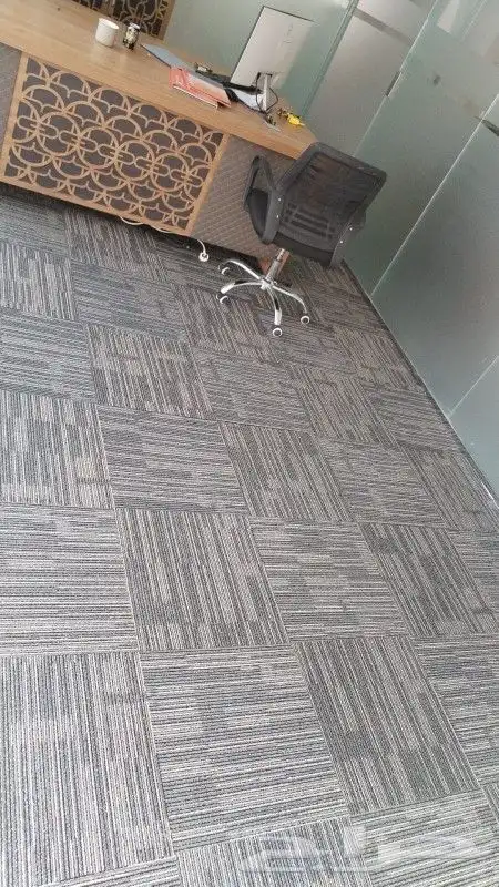 موكيت مكاتب مربعات 50 50 5