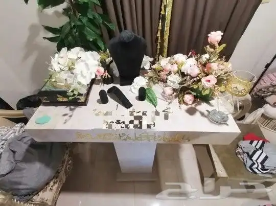 عربية ملكة 1