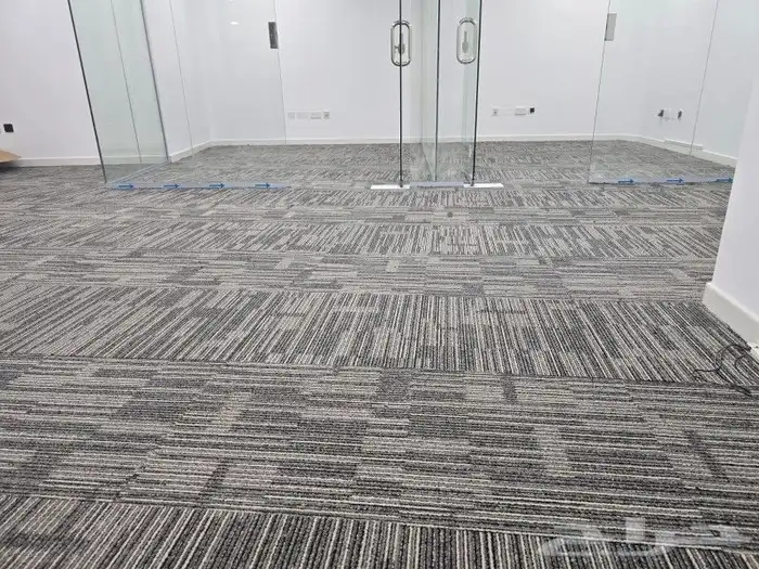 موكيت مكاتب مربعات 50 50 3