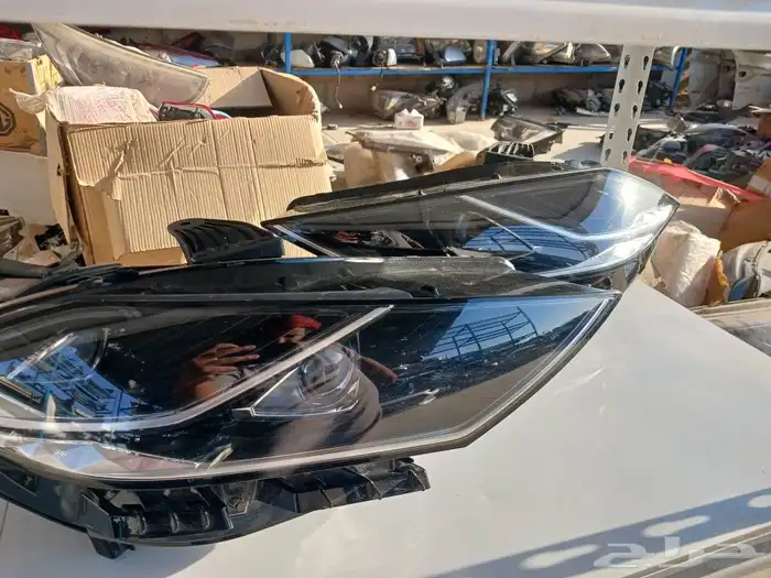 شمعات ازيرا 2021 _ 2023 مستعمل نضيف عالشرط والضمان 1