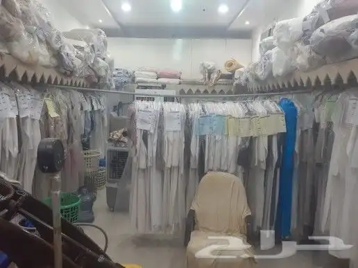 معلم مغسله ملابس يبحث عن عمل 1