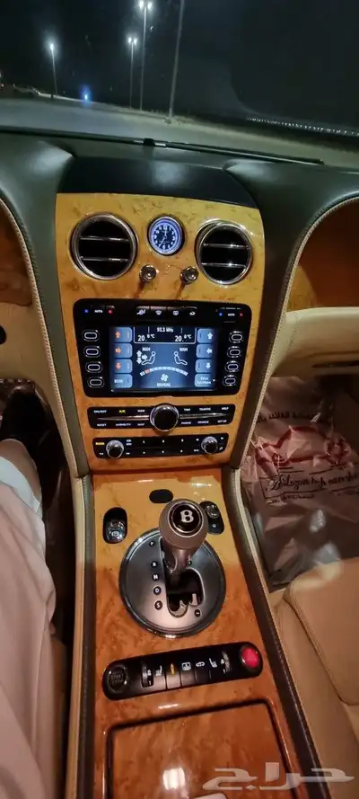 بنتلي سبييد 2011 6