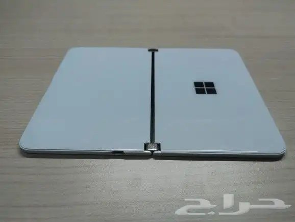 مايكروسوفت سيرفس دو 1