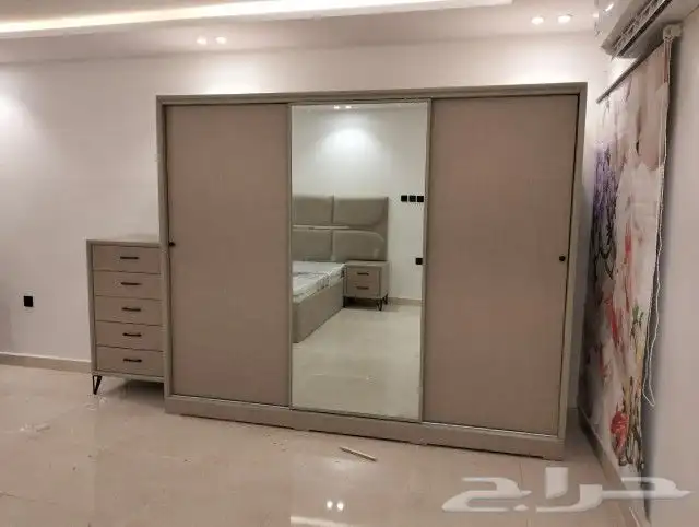 الاثاث الفاخر لتفصيل غرف النوم والخزائن 12