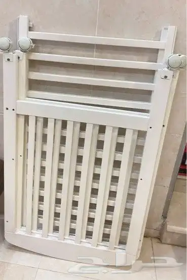 سرير أطفال ابيض ب 50 ريال 6