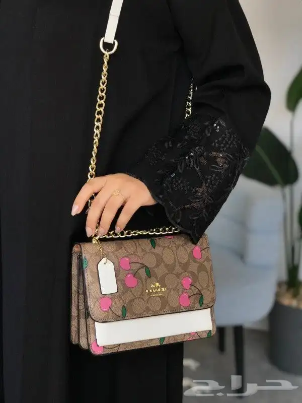 شنط نسائية ماركات عالميه شهيره جمله وتجزئه 17