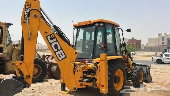 جي_سي_بي_عرجاء_جي_سي_بي_حفار_2024_للايجار_مكة 3