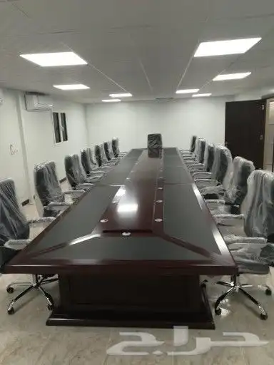 مكاتب كراسي و دواليب 9