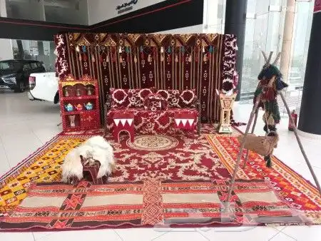 تأجير مدخل طاولات وكراسي 5