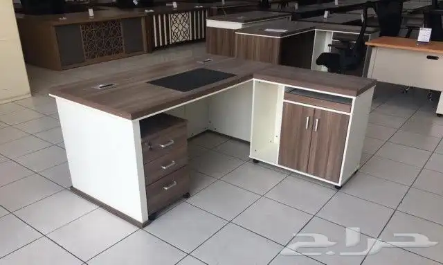 مكاتب كراسي و دواليب 11