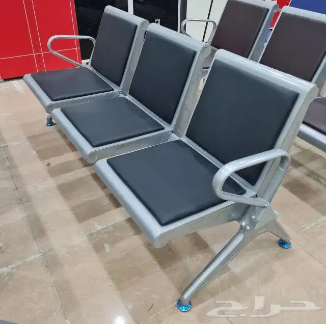 مكاتب كراسي و دواليب 30