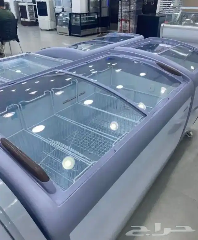 فريزر زجاج مقوس سحاب فريزر زجاجي مقوس او مربع سحاب توصيل مجا 2