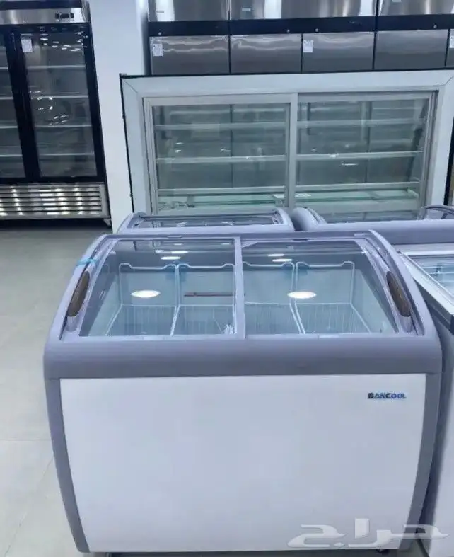 فريزر زجاج مقوس سحاب فريزر زجاجي مقوس او مربع سحاب توصيل مجا 0