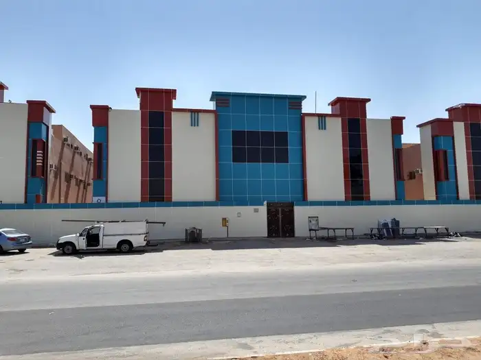 كلادينج واستركشر وزجاج سيكريت لدينا ارض المعادن العصريه متخص 0