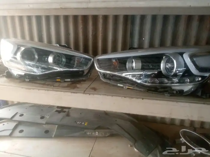 يتوفر لدينا شمعات اماميه بالاضافه الى صدام امامي كدنزا 2015 0