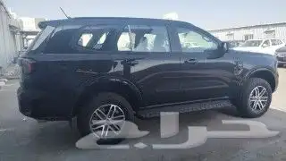 فورد ايفرست استاندر 1