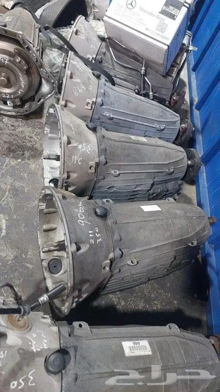 قطع غير مرسيدس مكينه وجنوط وكمبريسر وقيور يوجد لدينا شحن لي 4