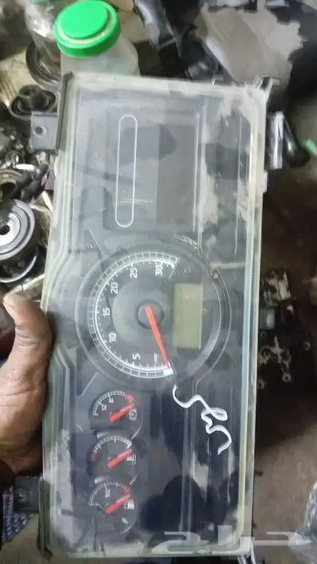 قطع غيار شاحنات جديد ومستعمل 8