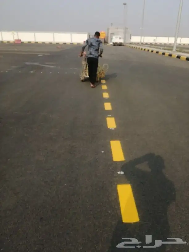 موسسة رواسي برالخليج لتخطيط الطرق وخطوط المواصلات وهي مكان ف 1