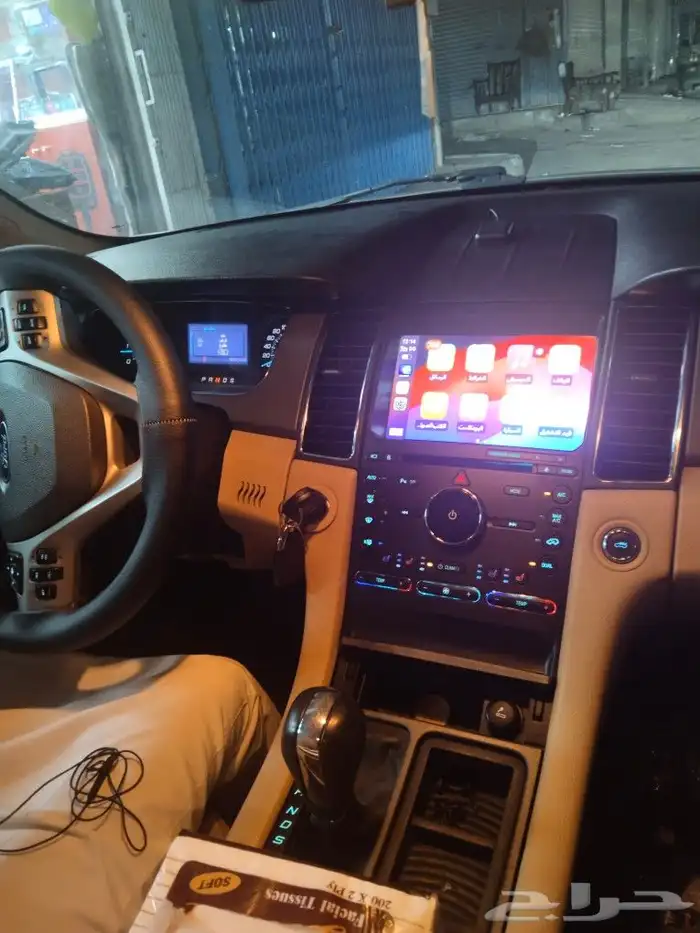 شاشه اندرويد فورد تورس 2013 تدعم نظام الابل كاربلاي 0