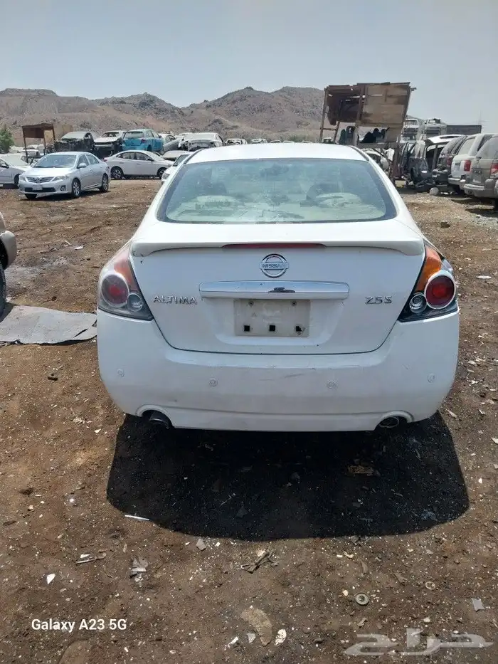 بيع قطع غيار نيسان التيما 1010تشليح جدة الحمدانية 1