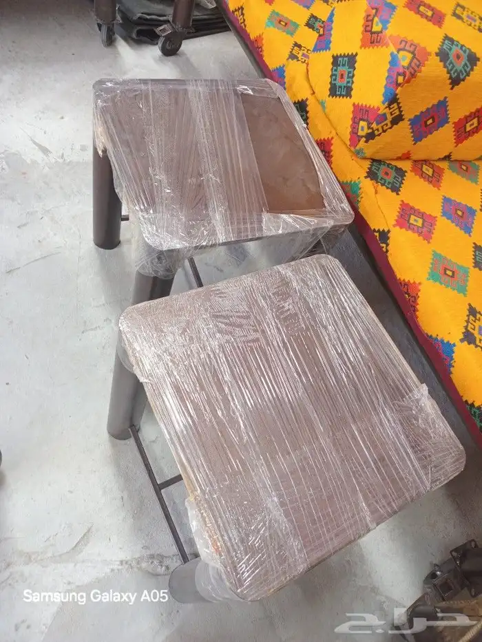 طاولات وكراسي 15