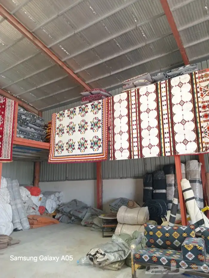 طاولات وكراسي 7