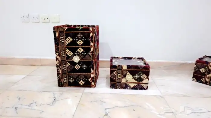 للبيع طاولات جلسات شعبيه مرتفعه وارضي 0