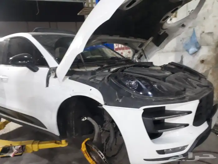 إصلاح مساعدات هيدروليك ألماني 4