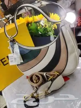 شنط براندز بأسعار مخفضه 26