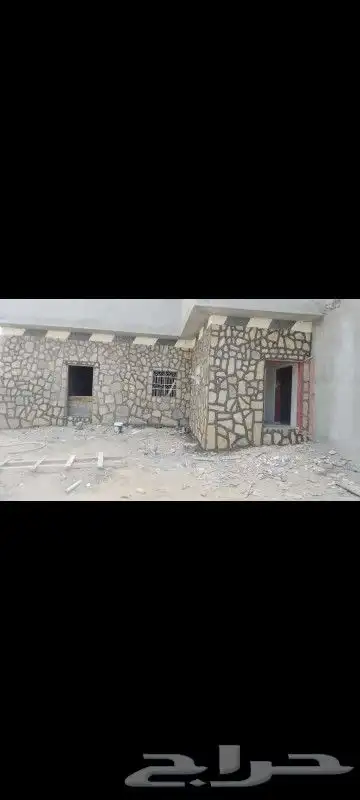 تلبيس جدران واستراحات وغرف ومجالس بالحجر التراثي 4