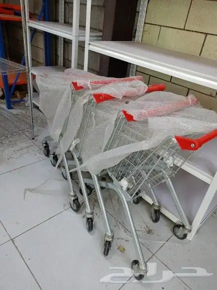 يوجد لدينا جميع انواع رفوف سوبر ماركت والمستودعات ومستلزمهتا 9