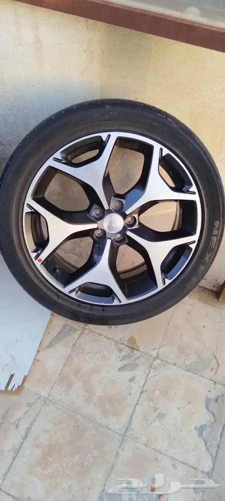 للبيع جنوت سياره سوبارو تركيب مودل 2003 2013مقص 17 18 5