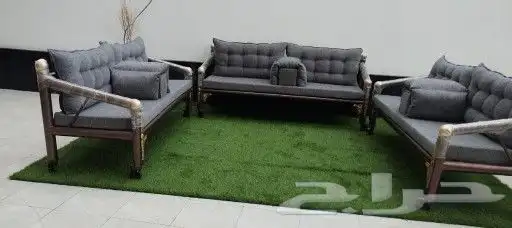 كراسي مع الجلسات عمل رقم واحد 3