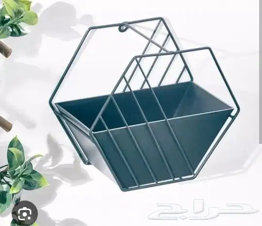 New  Packed Metal Wall Planter From Homebox 0