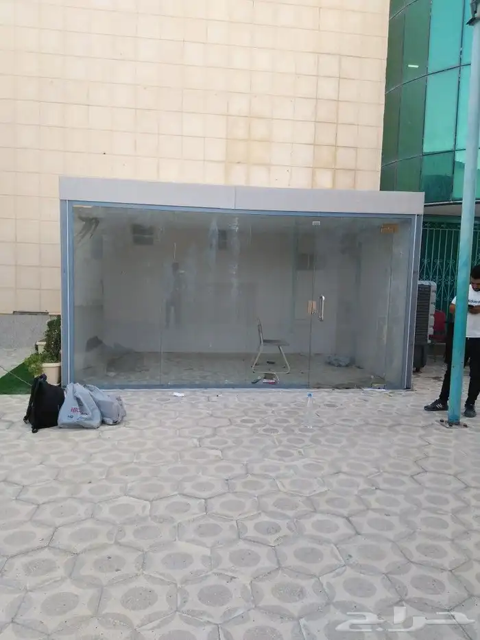 زجاج سكريت ومرايا وجميع اعمال الزجاج 11