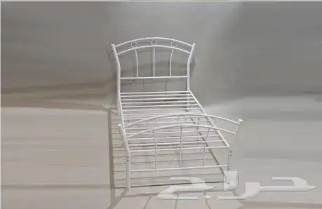 طاولات طعام فاخره جدا وسررر حديد ملكيه 0