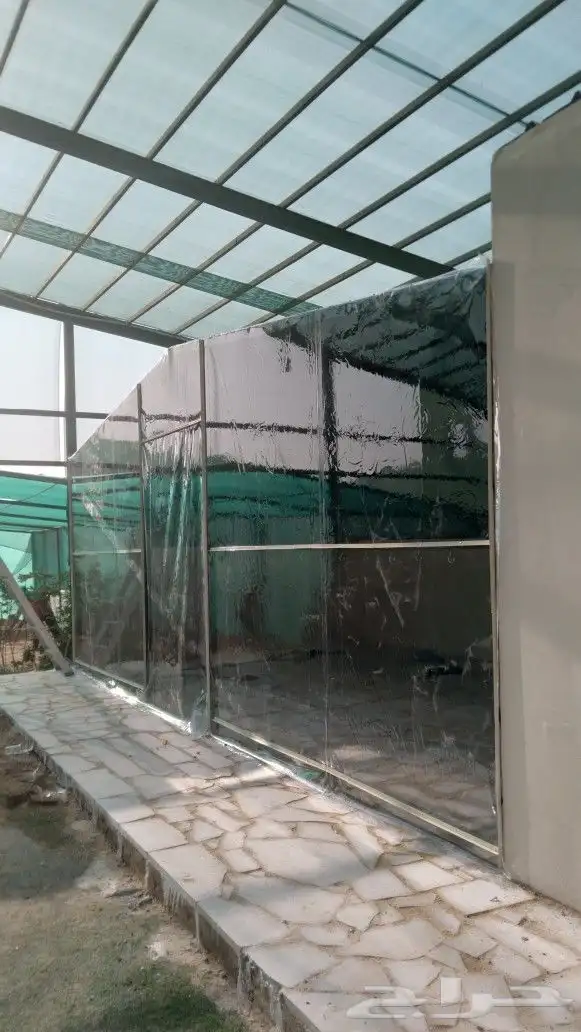 شراع شفاف سماكه 7 ملي للجلسات الخارجيه 2