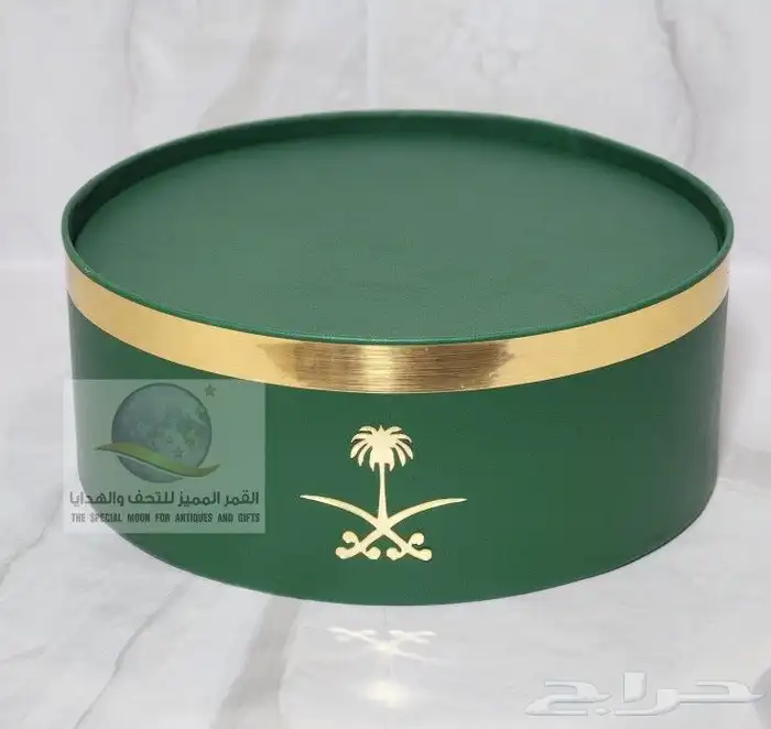 استندات ذهب علب جلد و قطيفة 4