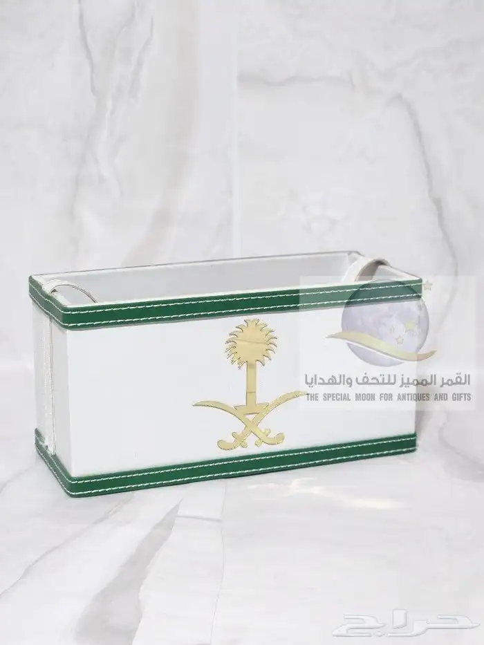 استندات ذهب علب جلد و قطيفة 6