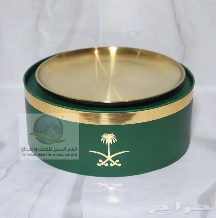 استندات ذهب علب جلد و قطيفة 5
