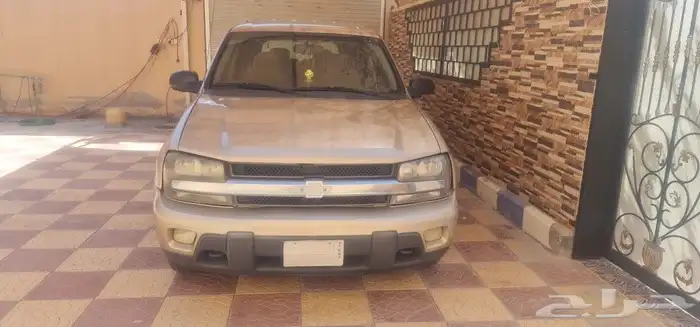 بليزر طويل 2005 على يدي من 2005 توني مبدل له مكينه وقير 1