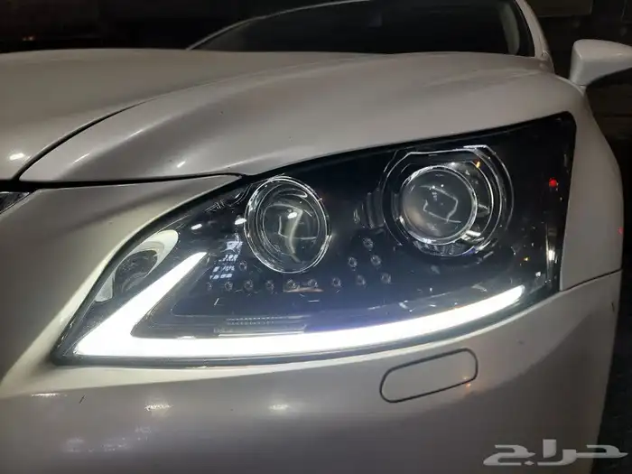 تغيير زجاج شمعات لكزس LS460 مع إصلاح لد نهاري 1