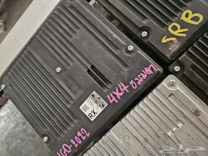 هايلوكس 2022 مصدومه تشليح قطع 3