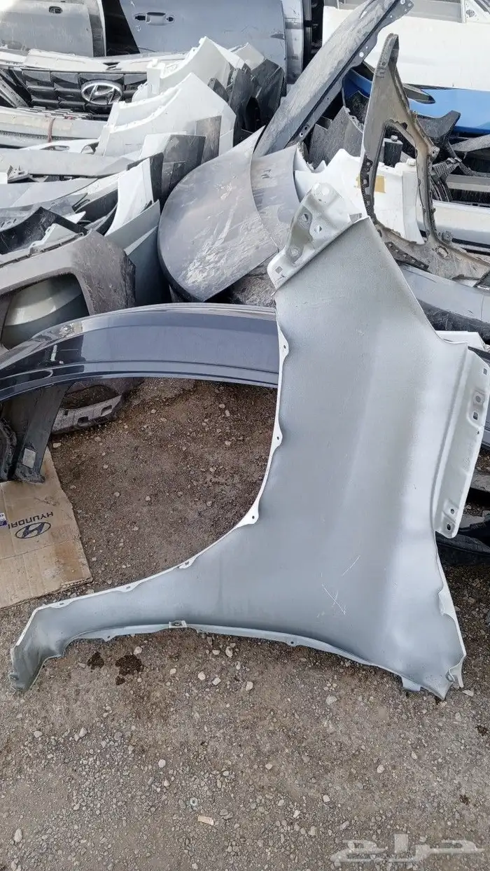 يوجد لدينا رفرف هلكس دبل مديل 2016 2024 2