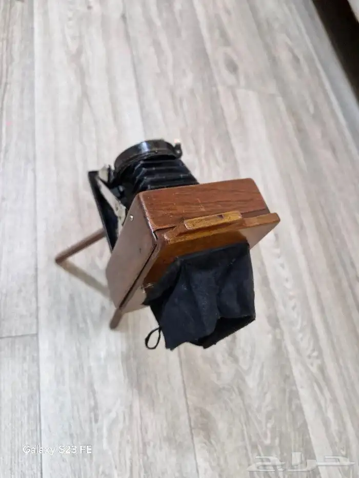 للبيع كاميرا تراثية KODAK كوداك و ROLFIX 11