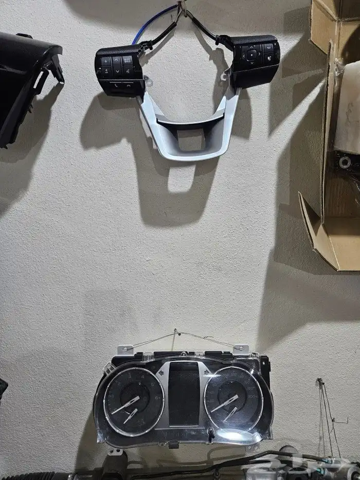 هايلوكس 2022 مصدومه تشليح قطع 28