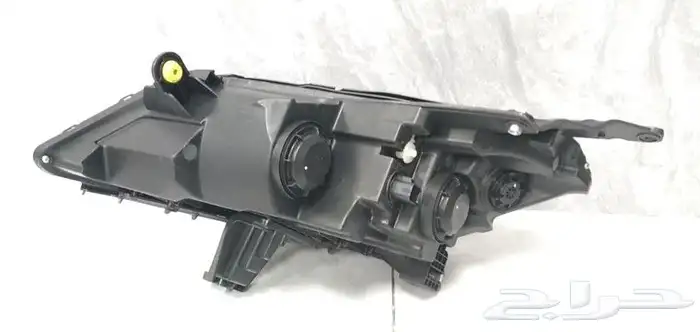 شمعات وسطبات وشبوك ترافرس موديل 2013-2017 2